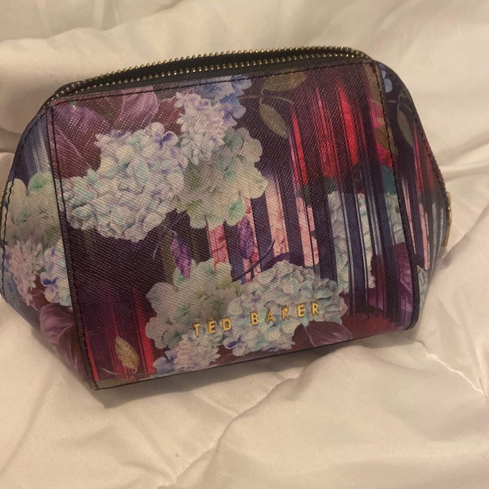 Make up bag
